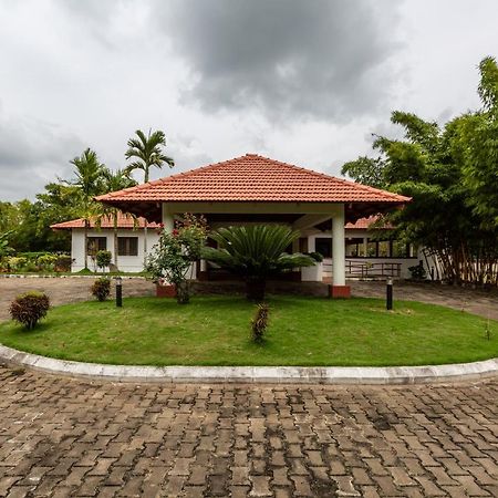 Kstdc Hotel Mayura Yagachi, Belur Belur  Dış mekan fotoğraf