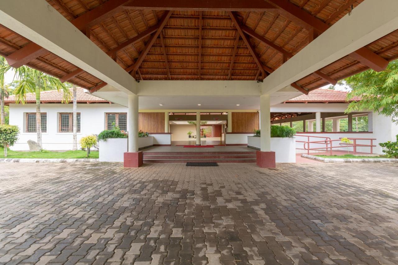 Kstdc Hotel Mayura Yagachi, Belur Belur  Dış mekan fotoğraf